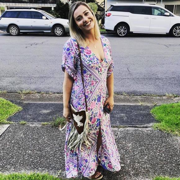 Meet your Posher, Madison - Picture 1 of 1